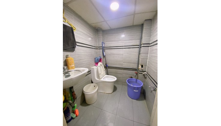 BÁN NHÀ PHÚ NHUẬN OTO VÀO NHÀ 80M2 4 TẦNG NGANG 4.5M 7PN HẺM THÔNG VIP LÊ VĂN SỸ 9.9 TỶ